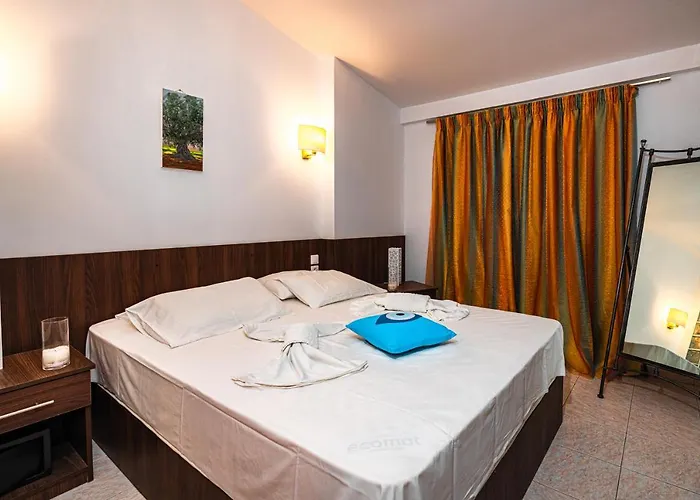 Villa Andriana & Villa Elena - Beachfront Pool Villas *