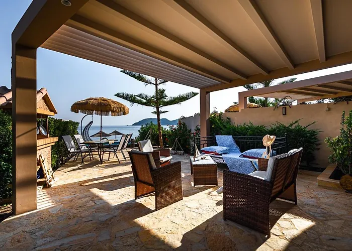 Villa Villa Andriana & Villa Elena - Beachfront Pool Villas Vasilikí