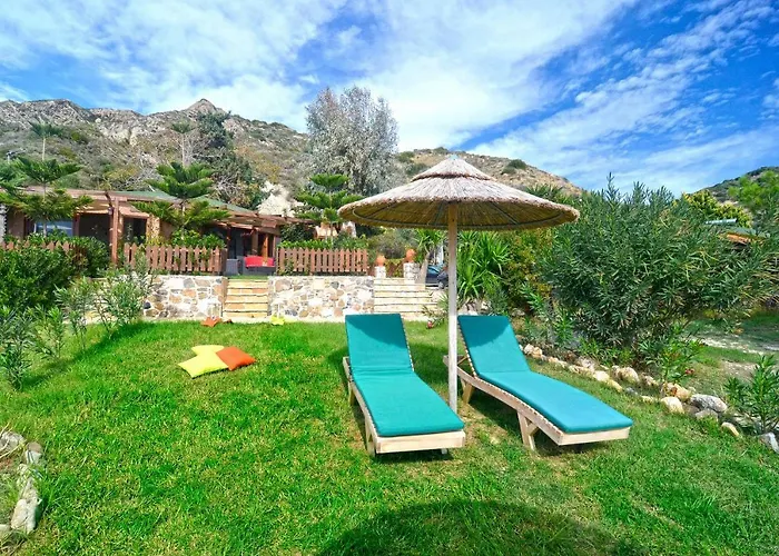 Villa Andriana & Villa Elena - Beachfront Pool Villas Vasilikí
