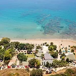 Andriana & Elena - Beachfront Pool Villa