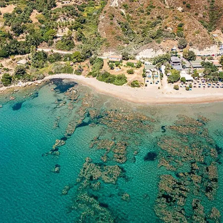 Beachfront Andriana With Mini Pool And Vasilikos (Zakynthos)