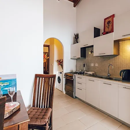 Villa Andriana & Elena - Beachfront Pool
