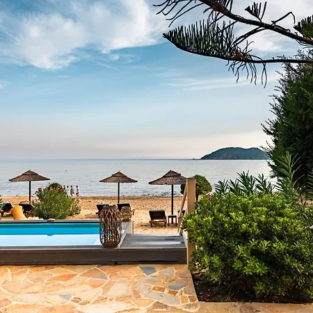 Andriana & Elena - Beachfront Pool Villa *