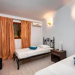 Andriana & Elena - Beachfront Pool Villa